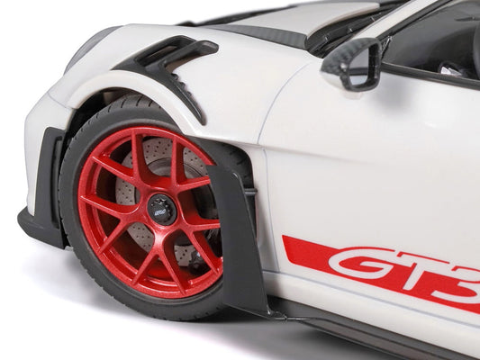 Tamiya 1/24 Porsche 911 GT3 RS (992) 24370