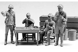 Tamiya 1/35 Japanese Army Officer Set 35341