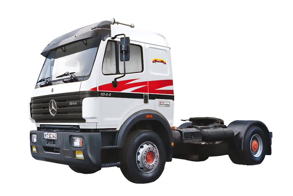 Italeri Mercedes Benz Sk 1844Ls V8 3956