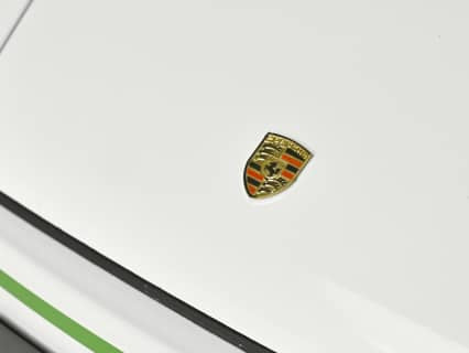 IXO Collections White Porsche 911 Carrera RS 2.7 1/8th Metal & Plastic IXC911FKW