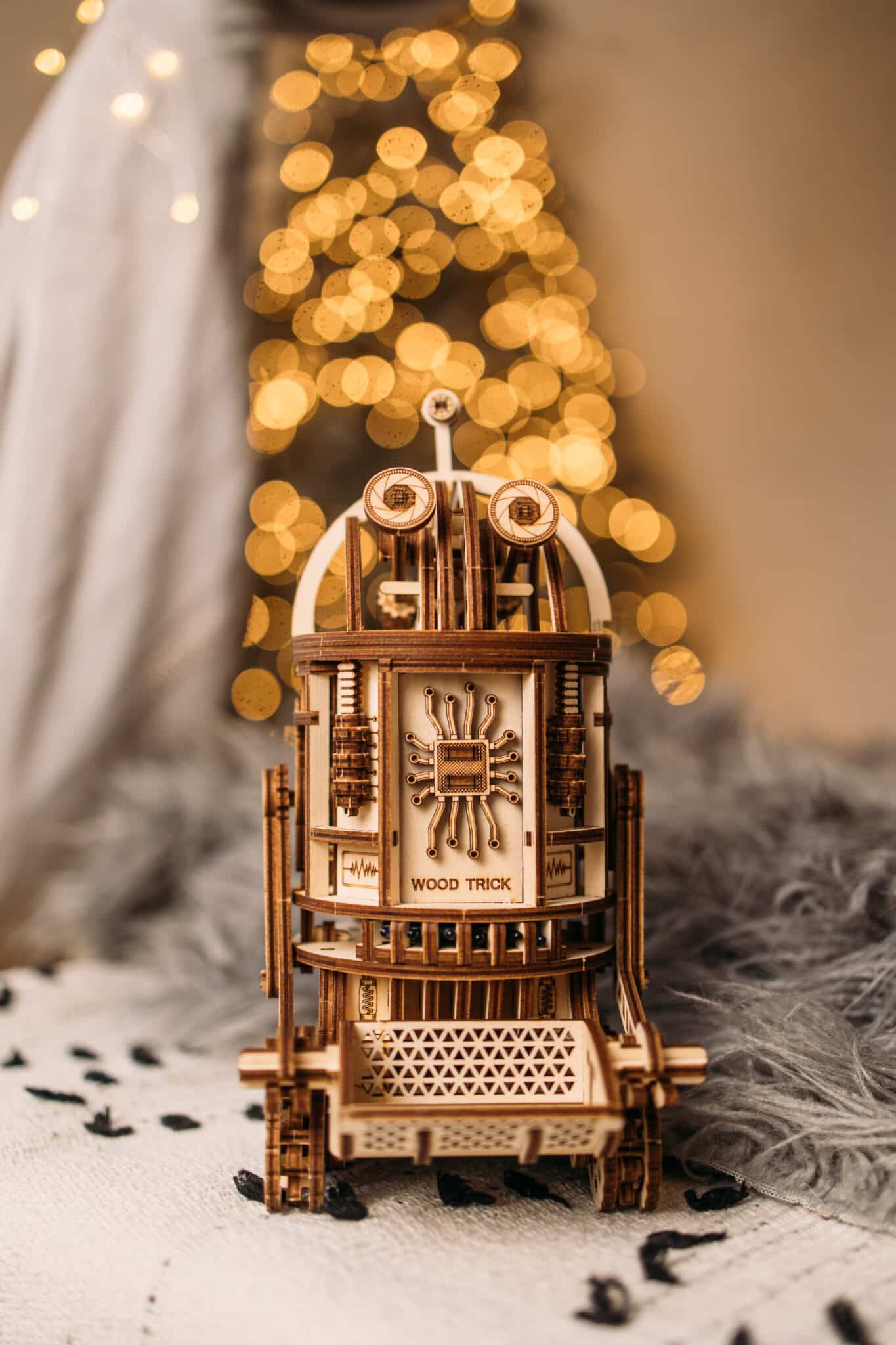 Wood Trick Space junk robot (mechanical) WDTK073