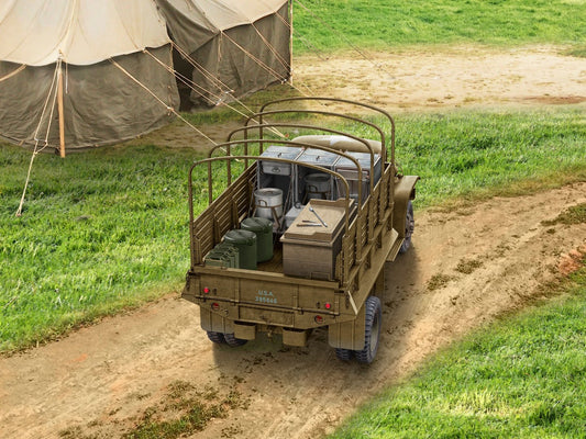 WWII U.S. Army Kitchen Truck with Accessories ICM35587