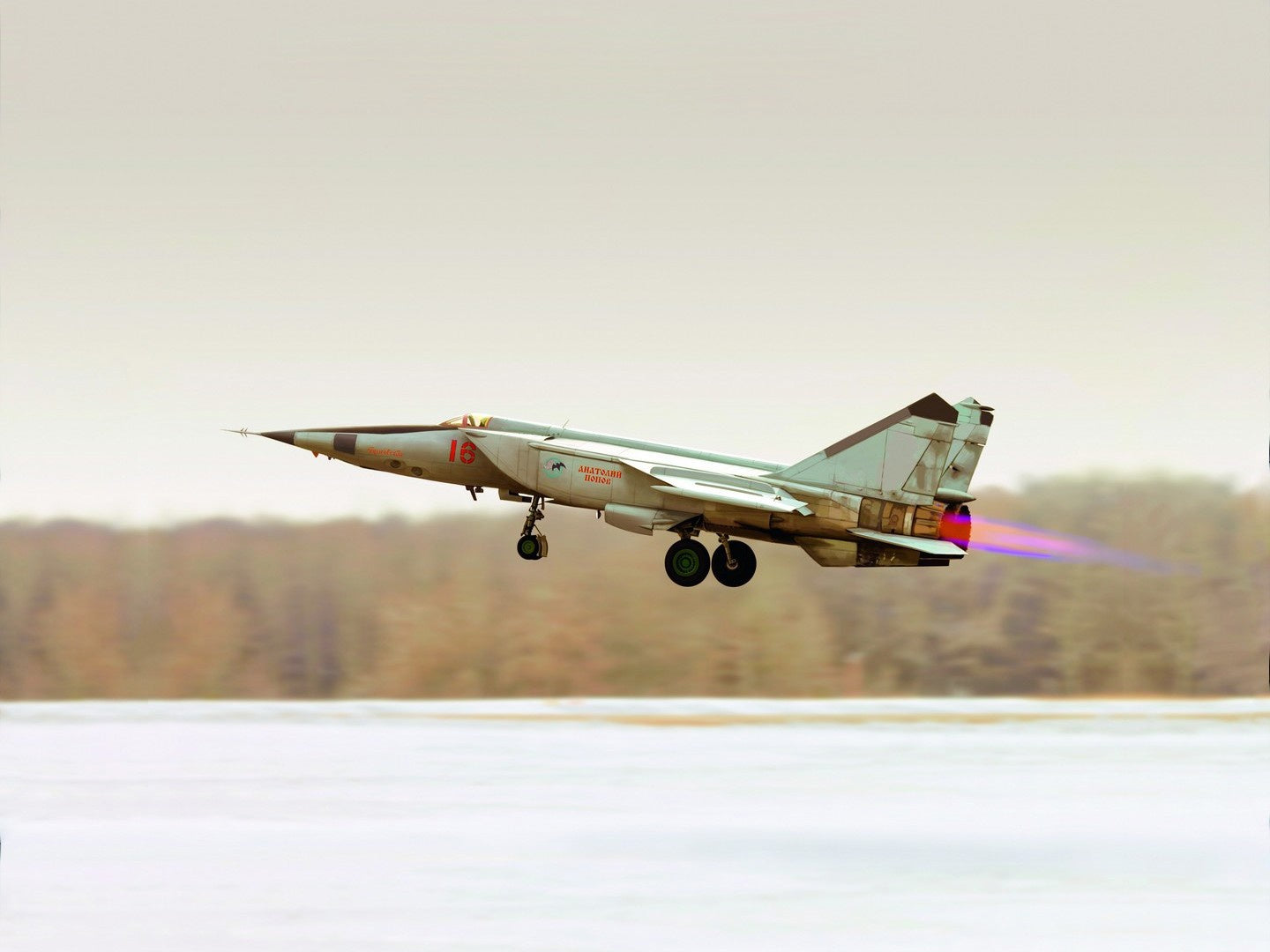 MiG-25 RBT, Soviet Reconnaissance Plane ICM72172