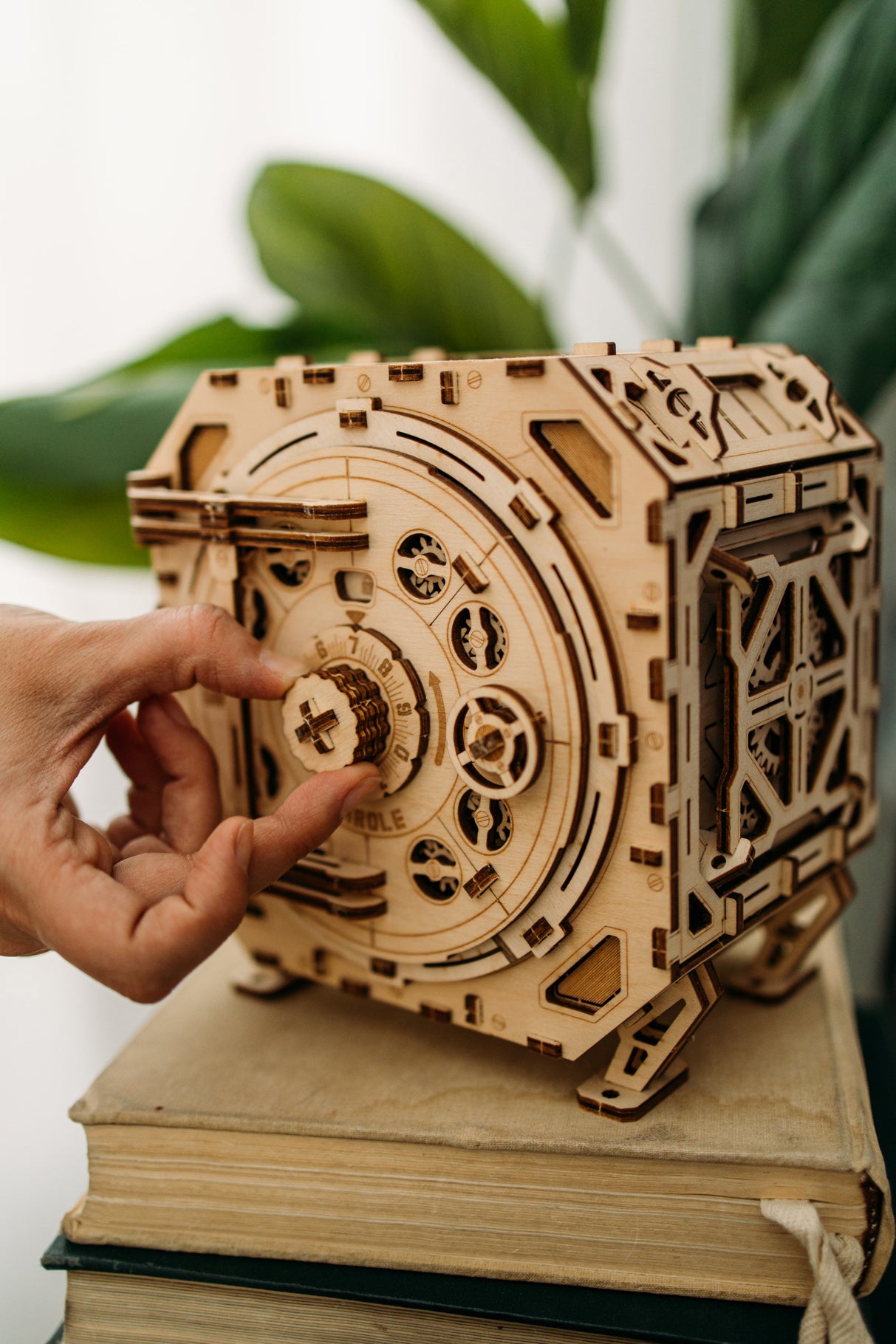 Wood Trick Geared safe WDTK037