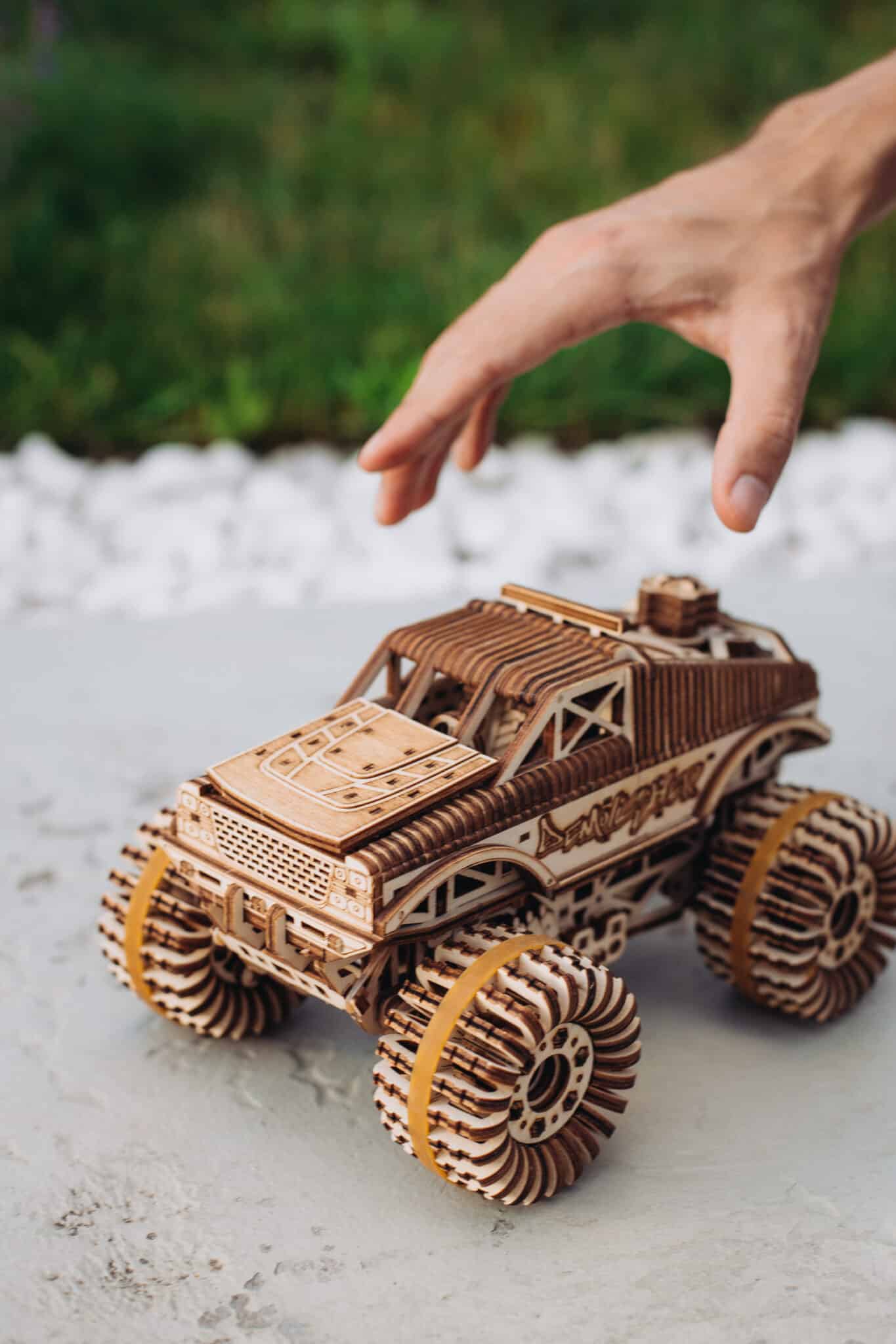 Wood Trick Monster Truck WDTK015