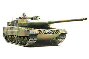 Tamiya Leopard 2 A6 Main Battle Tank 35271