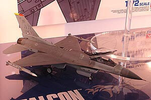 Tamiya 1/72 F-16Cj Fighting Falcon 60786