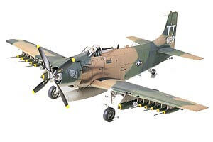 Tamiya A-1J Skyraider U.S. Air Force 61073