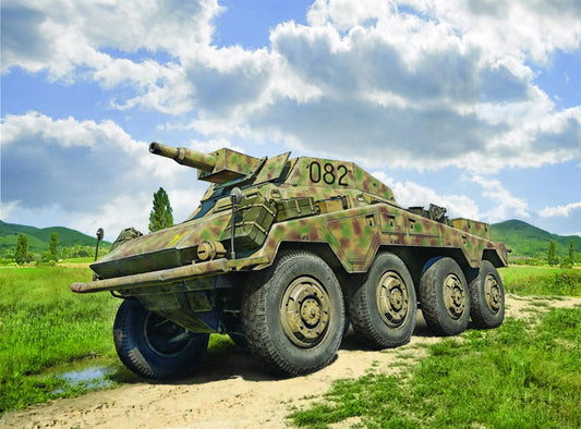 Italeri Sd.Kfz. 234/3 6756
