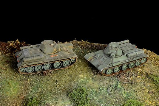 Italeri T34/76 M42(2 Fast Assembly Models) 7523