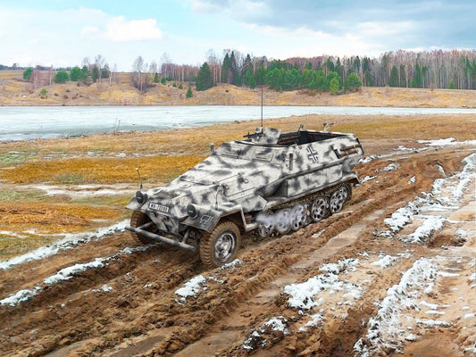 ICM Sd.Kfz.251/1 Ausf.B APC ICM35106