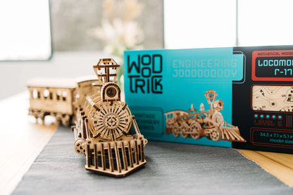 Wood Trick Locomotive R17 WDTK022