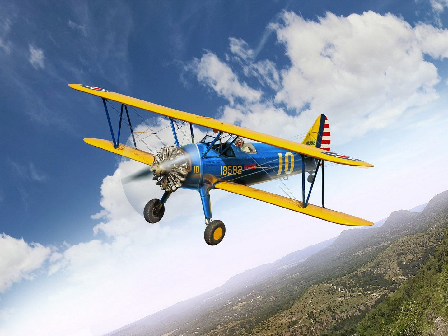 Stearman PT-17/N2S-3 Kaydet , American Training Aircraft ICM32050