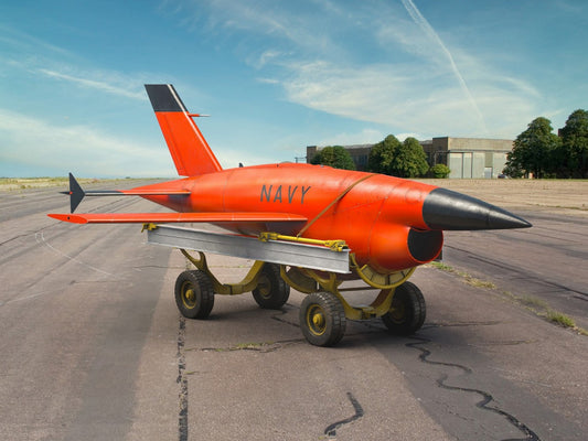 (BQM-34A) Q-2C Firebee Drone with Trailer ICM48401