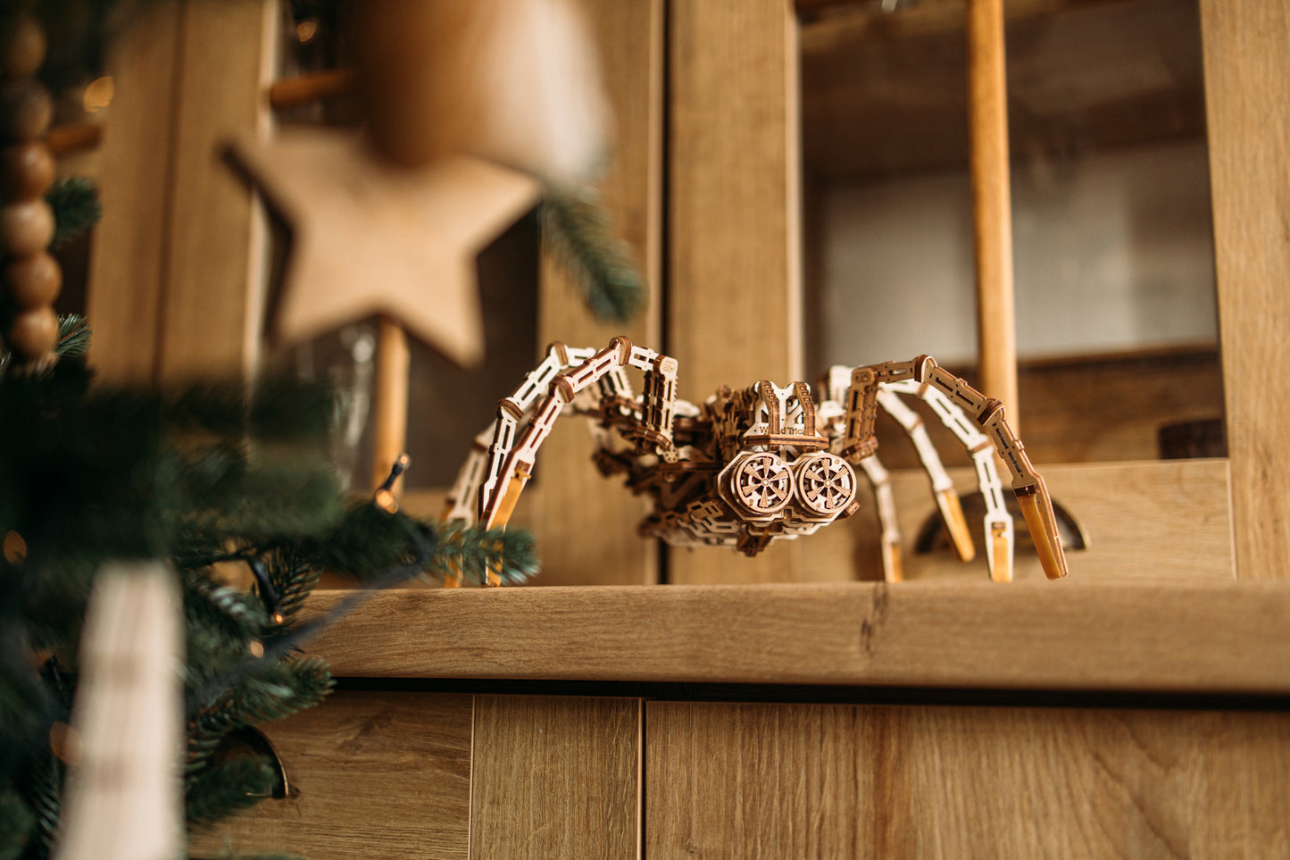 Wood Trick Space Spider WDTK034